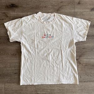 Cream-colored “Love Yourself” Tshirt Shortsleeve